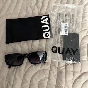 Nwt quay karma sunglasses